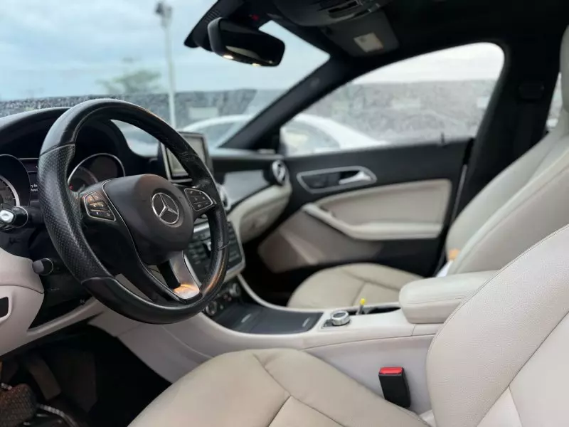 Mercedes-Benz CLA 250   - 2014