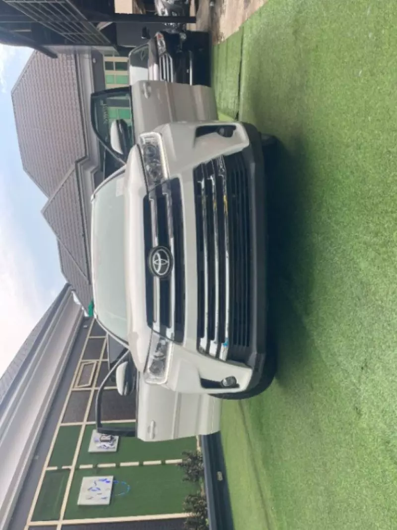 Toyota Highlander   - 2018