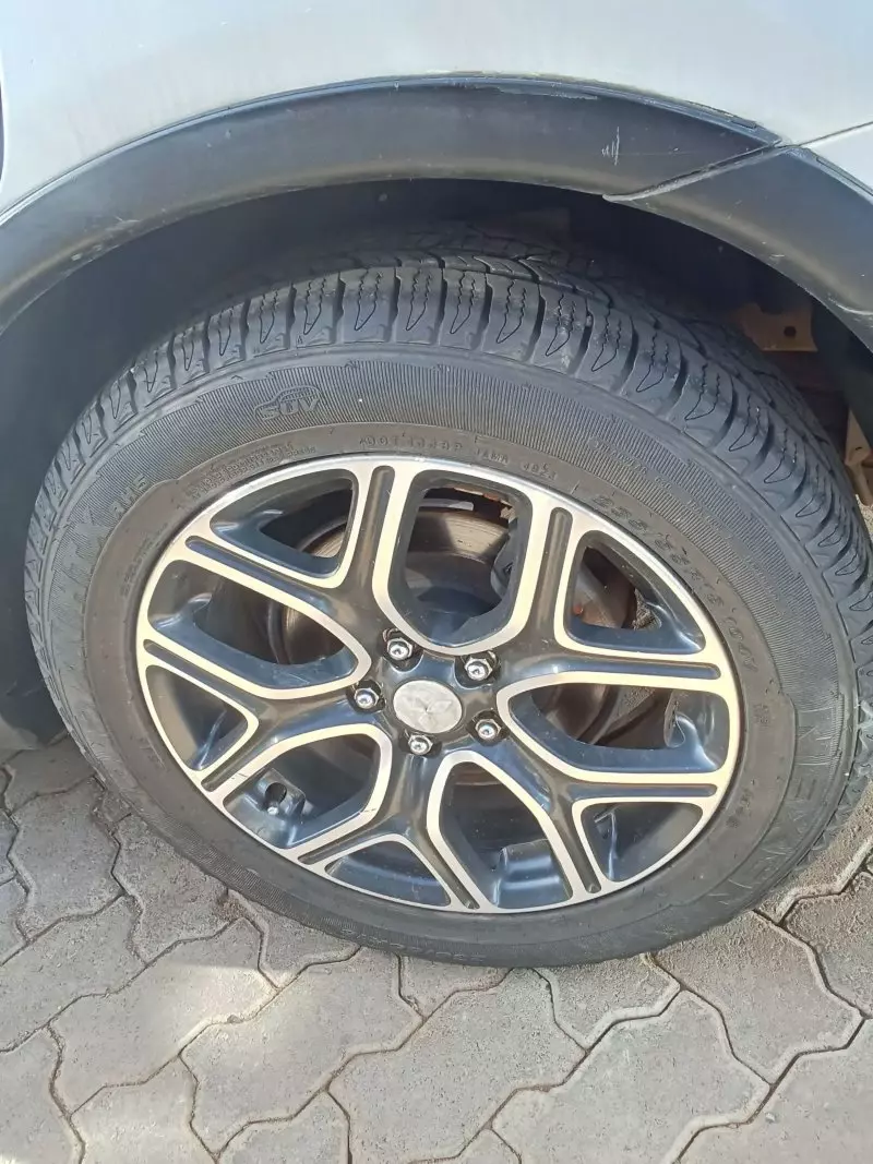 Mitsubishi OUTLANDER - 2015