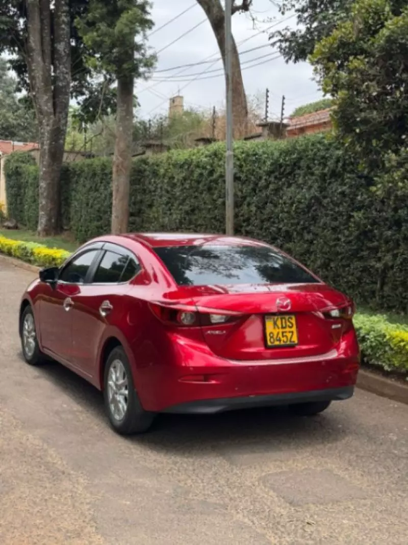 Mazda Axela    - 2017