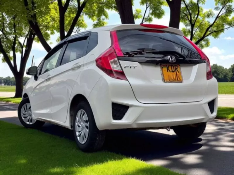 Honda Fit   - 2017