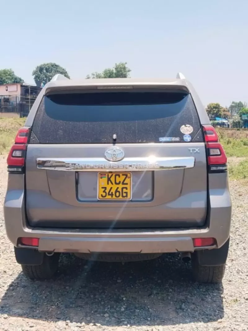 Toyota Prado   - 2017