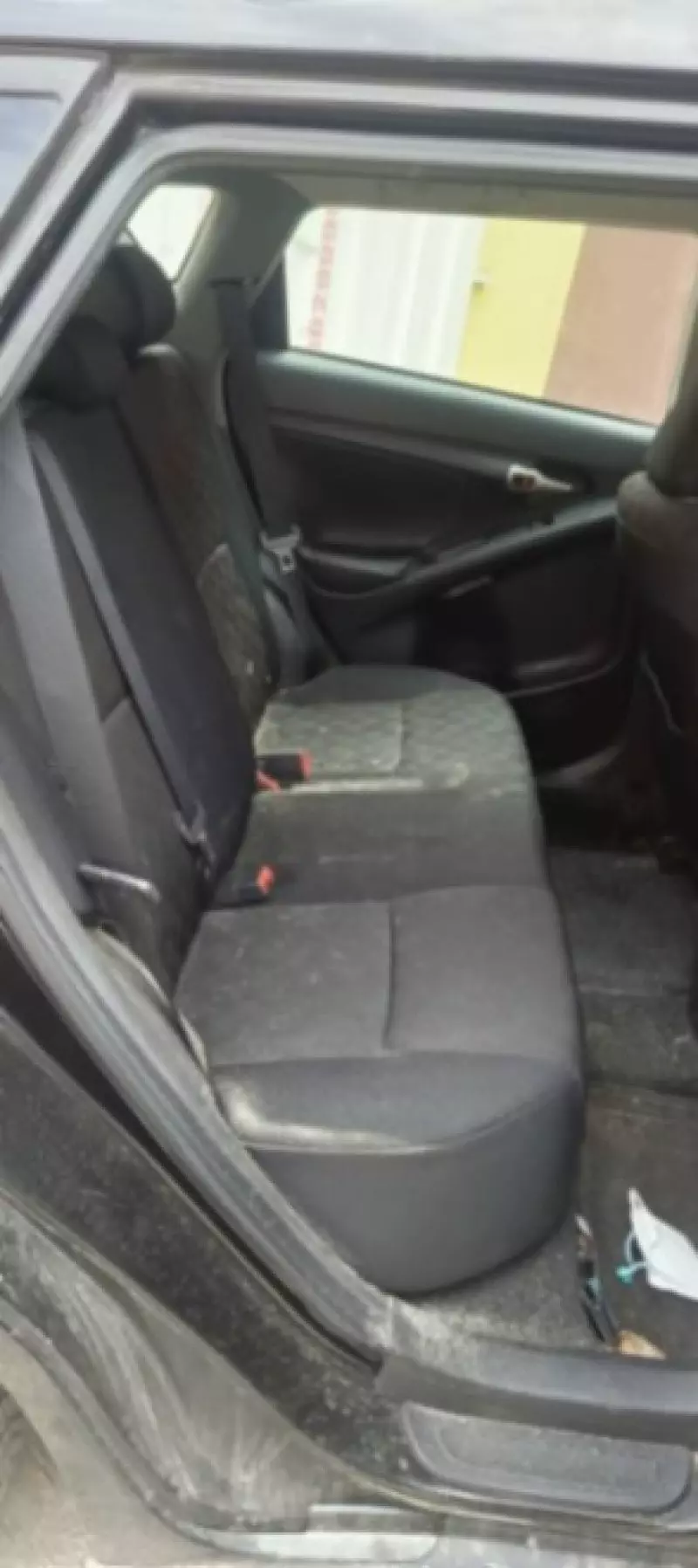 Pontiac Vibe   - 2009