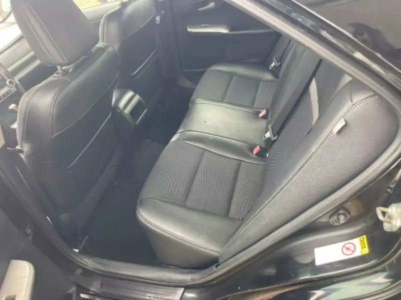 Toyota Camry   - 2014