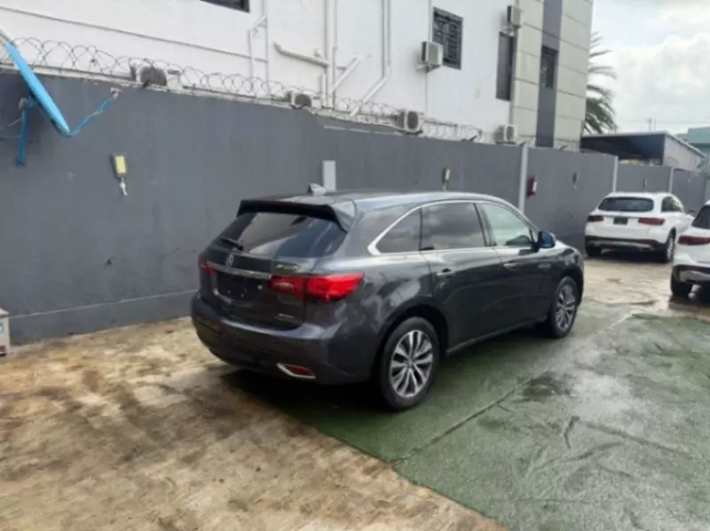Acura MDX   - 2015