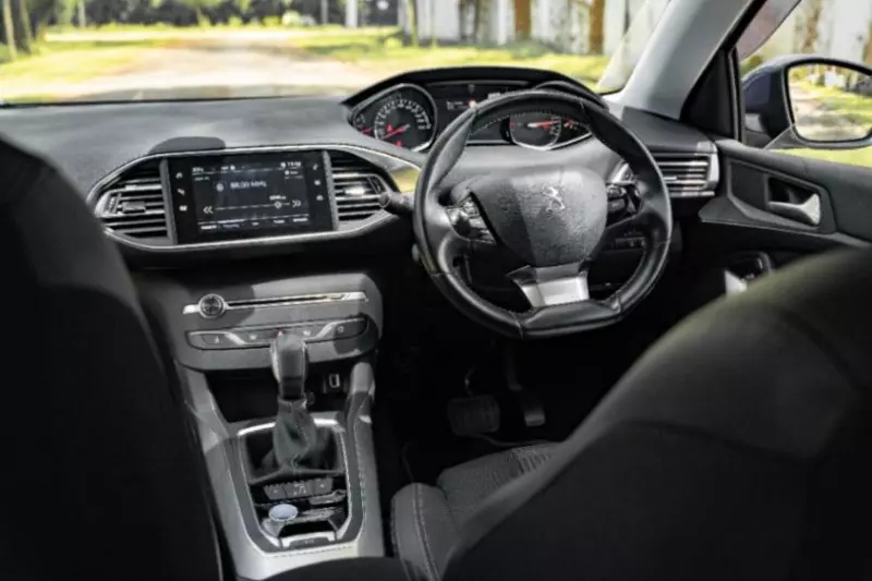 Peugeot 308   - 2018