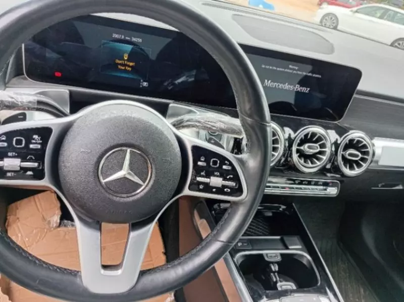 Mercedes-Benz GLB 250   - 2020