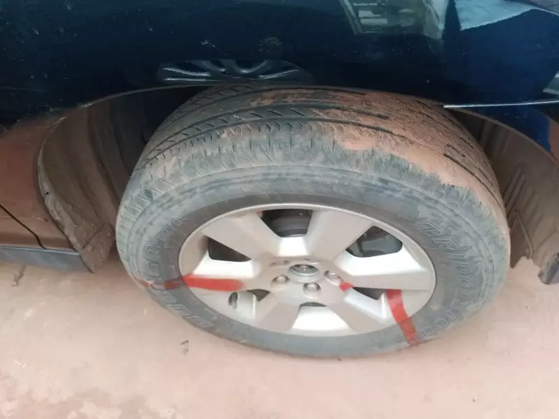 Toyota Harrier   - 2012