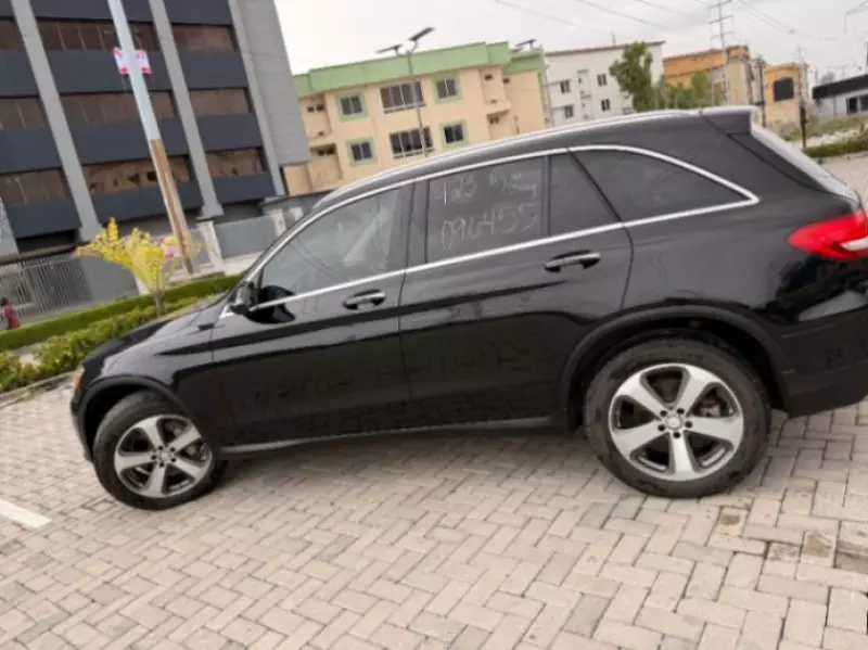 Mercedes-Benz GLC 300