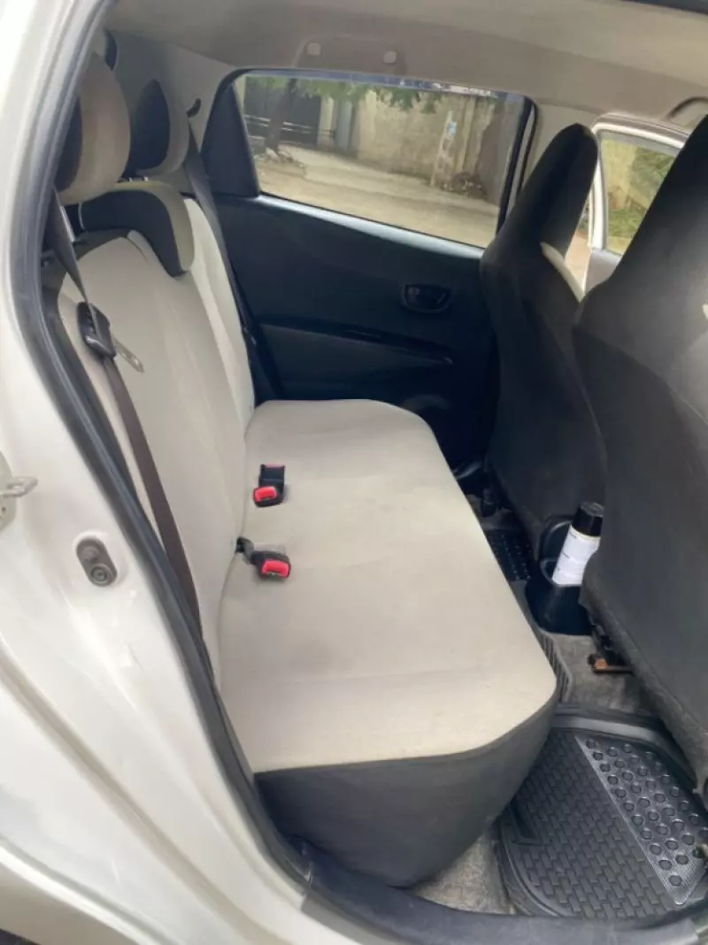 Toyota Vitz   - 2014