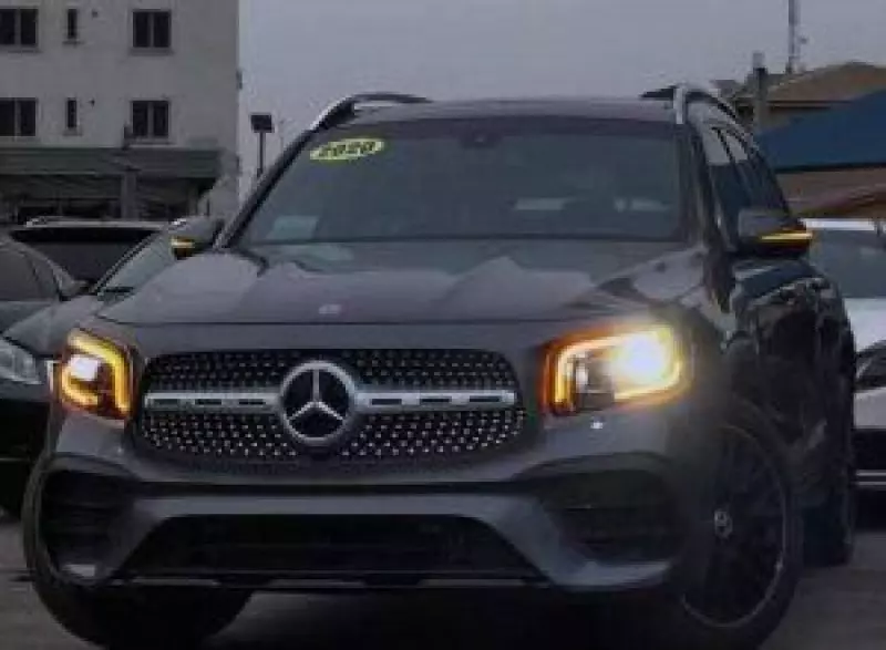 Mercedes-Benz GLB 250   - 2020