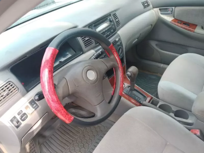 Toyota Corolla   - 2007