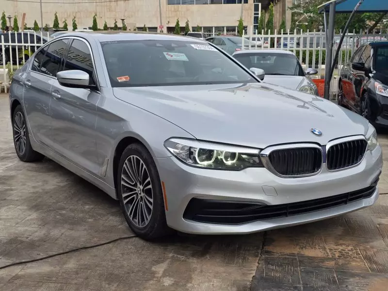 BMW 530i   - 2019