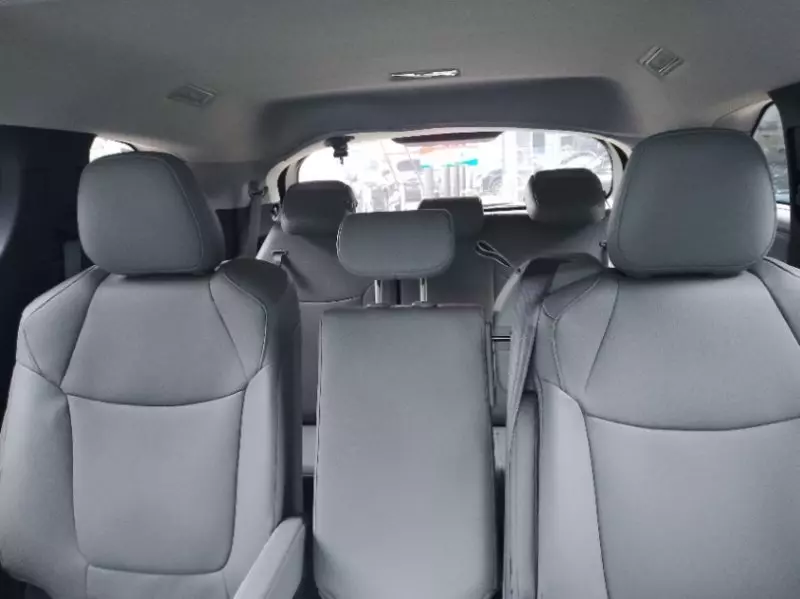Toyota Sienna   - 2025