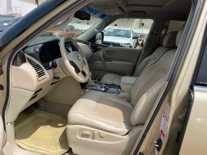 Nissan Patrol   - 2011