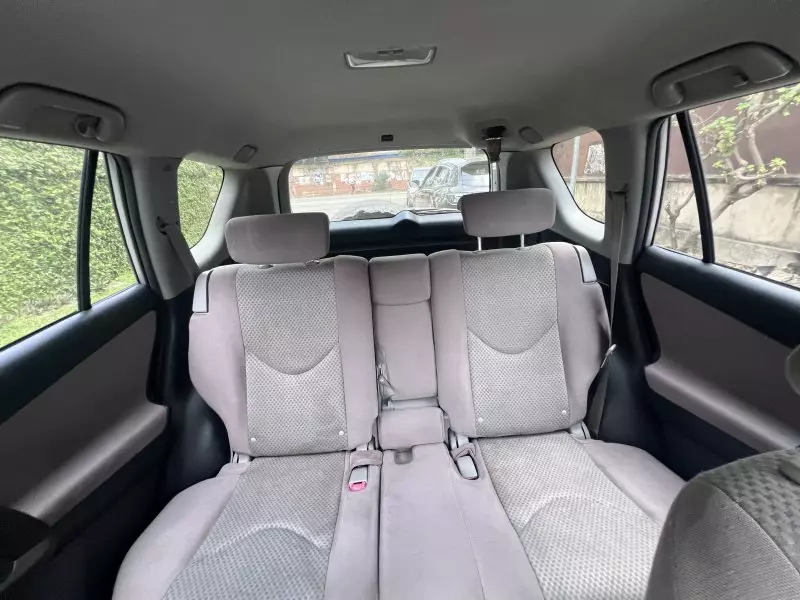 Toyota RAV4   - 2006
