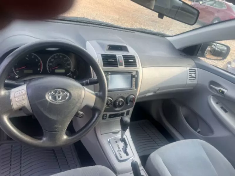Toyota Corolla   - 2013