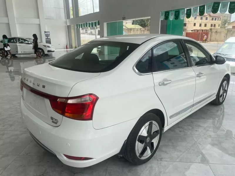 DONGFENG Aeolus E70   - 2020