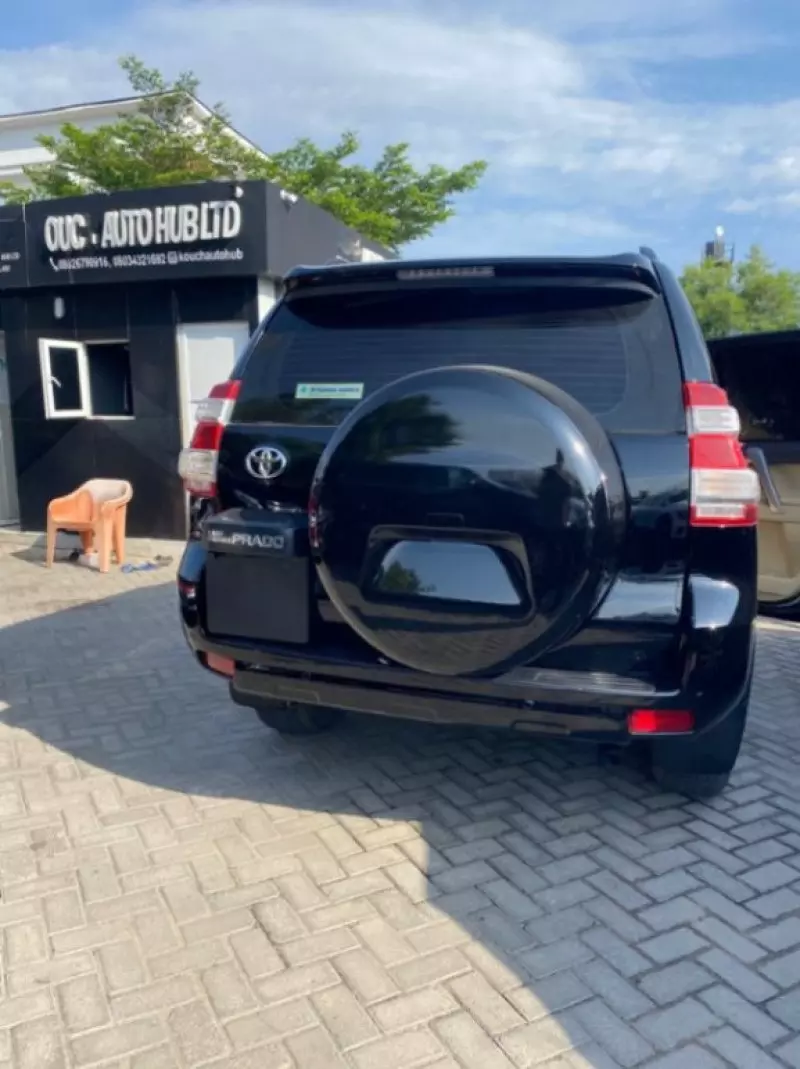Toyota Landcruiser Prado   - 2015