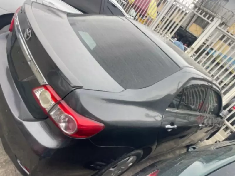 Toyota Corolla   - 2013