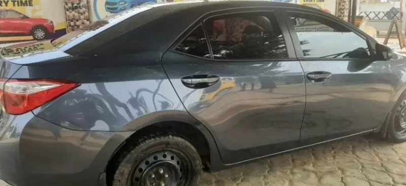 Toyota Corolla Hybrid    - 2016