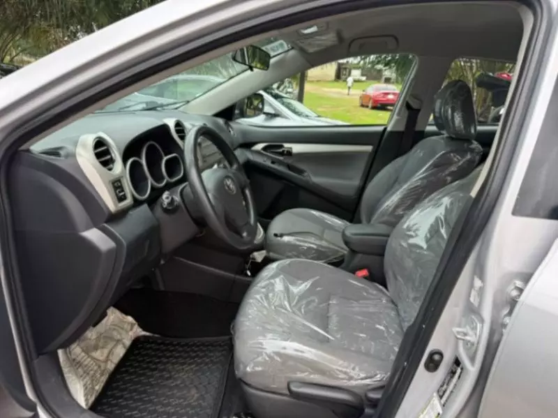 Toyota Matrix   - 2010