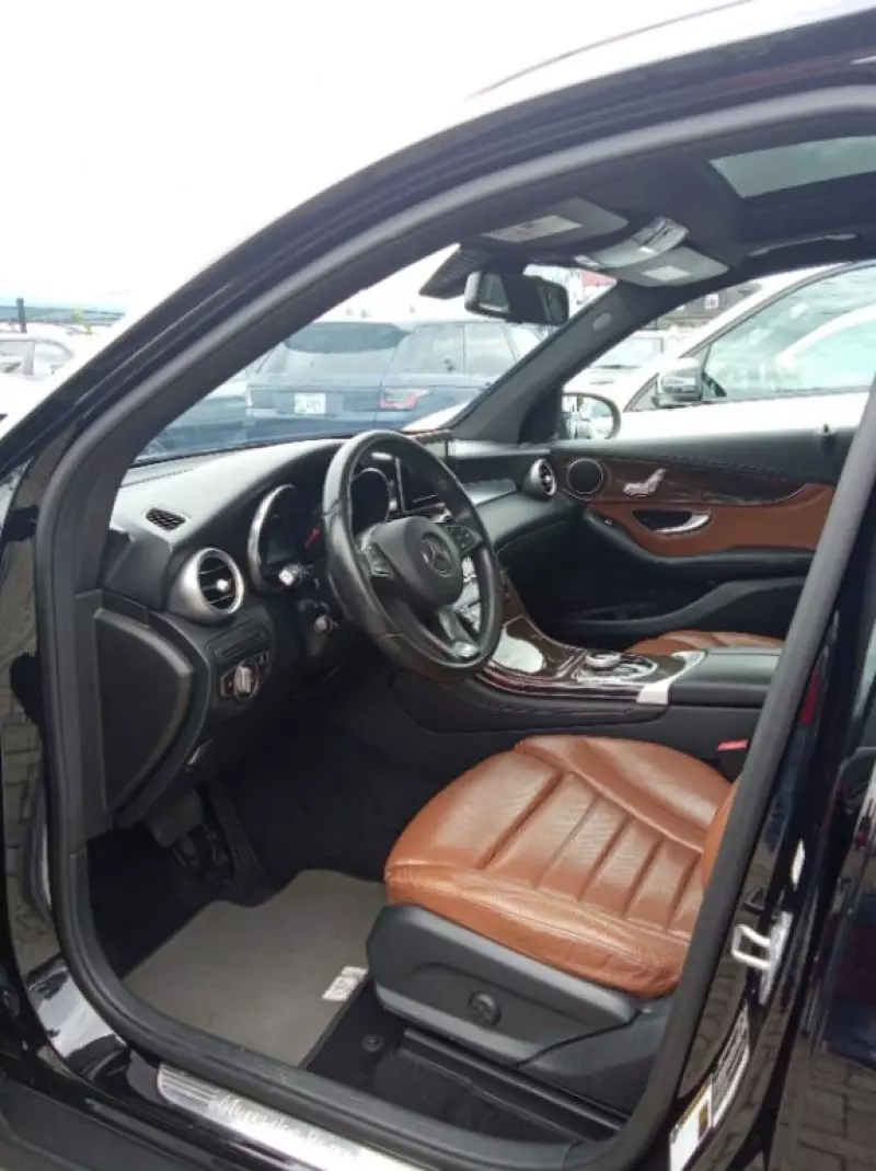 Mercedes-Benz GLC 300   - 2018