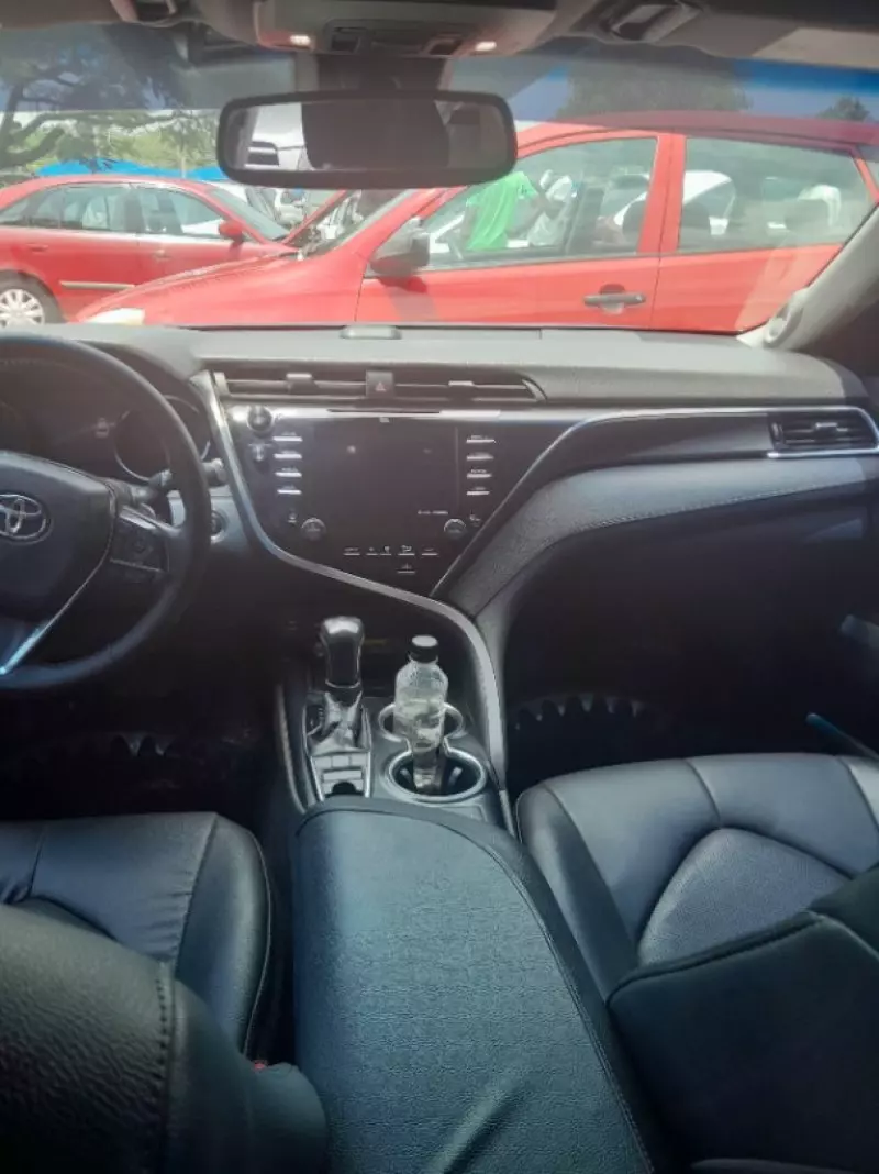 Toyota Camry   - 2018