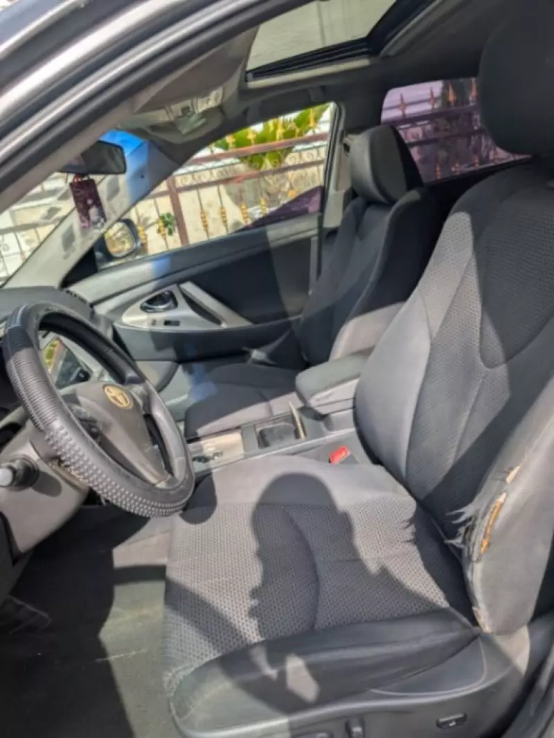 Toyota Camry   - 2009
