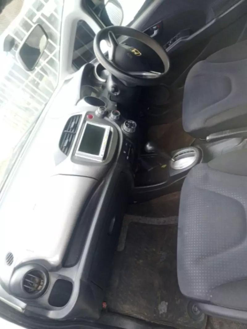 Honda Fit   - 2008