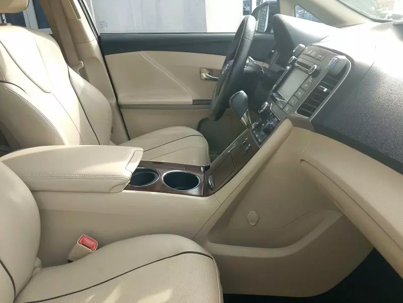 Toyota Venza   - 2015
