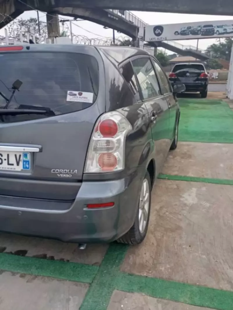 Toyota Corolla Verso   - 2007