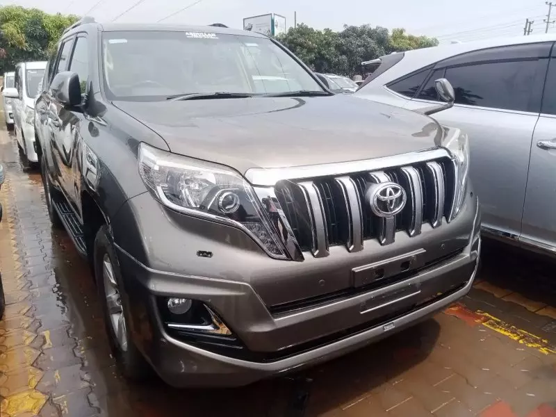 Toyota Landcruiser Prado