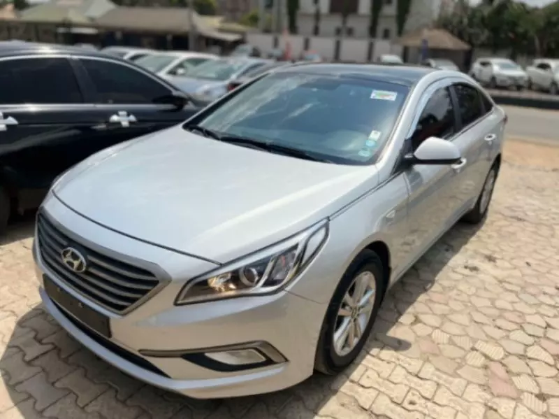 Hyundai Sonata - 2015
