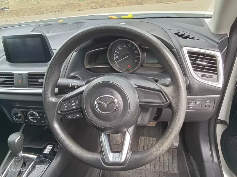 Mazda Axela    - 2019