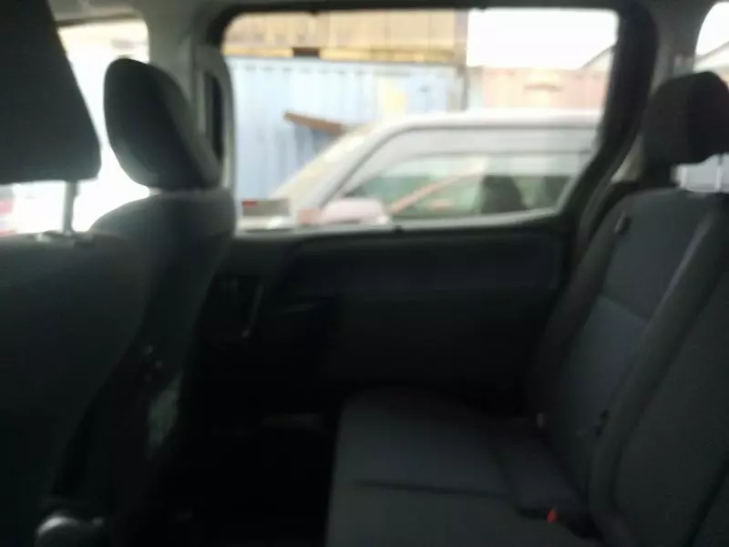 Toyota Noah   - 2015