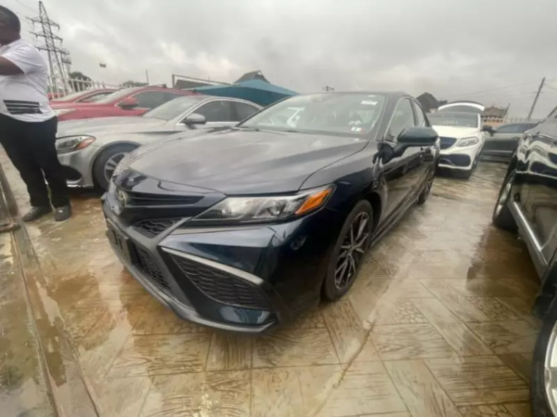 Toyota Camry   - 2021