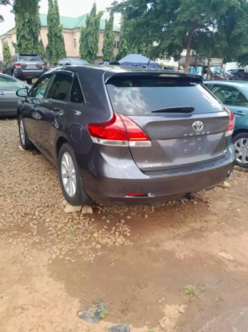 Toyota Venza   - 2009