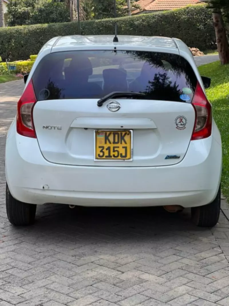 Nissan Note   - 2015