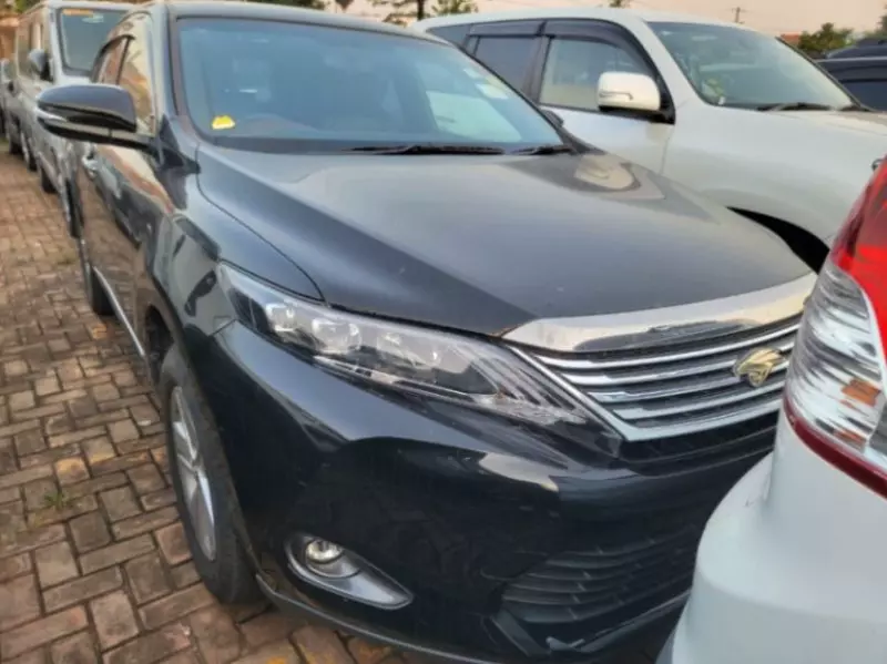 Toyota Harrier   - 2014