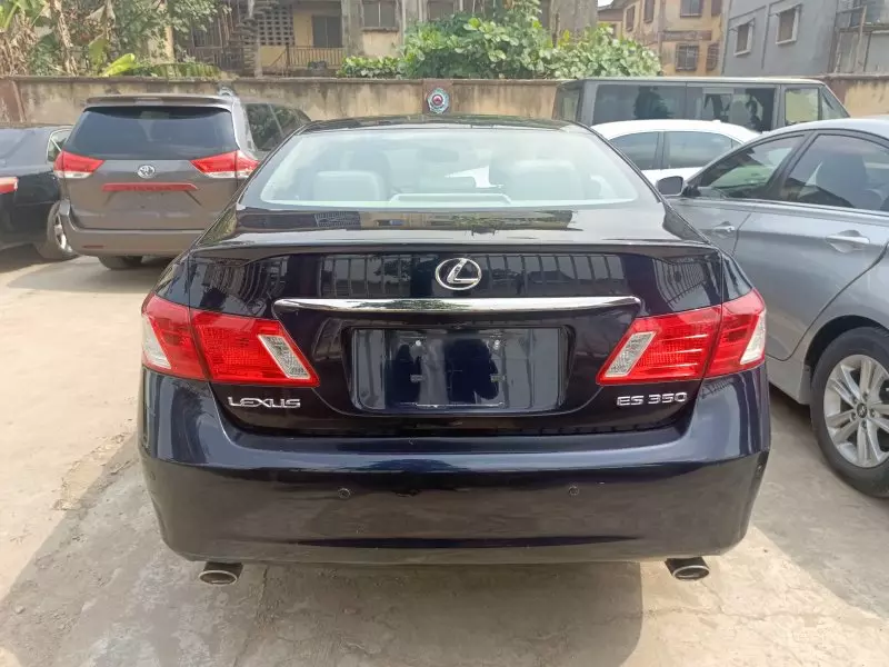 Lexus ES 350   - 2009