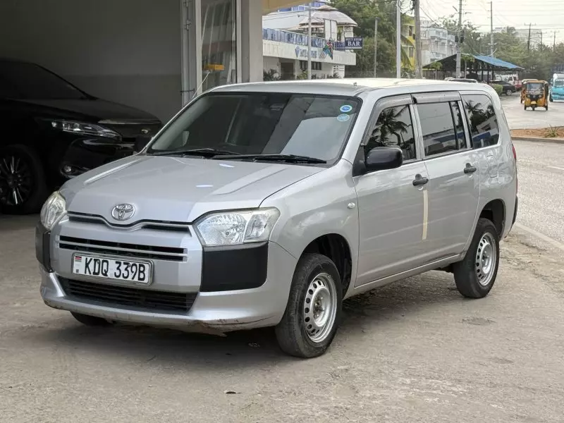 Toyota Succeed    - 2017