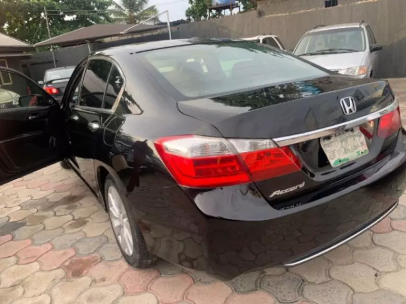 Honda Accord   - 2013