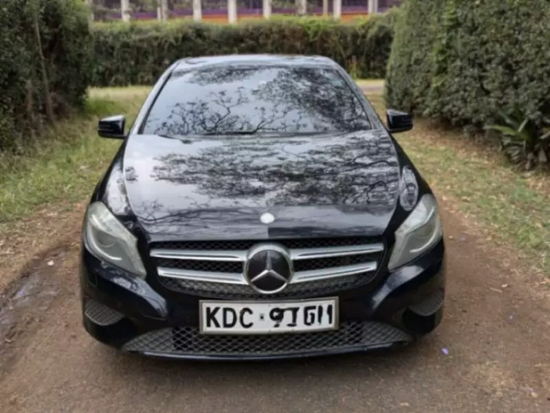 Mercedes-Benz A 180   - 2014