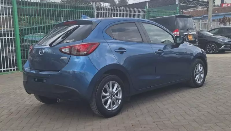 Mazda Demio   - 2018
