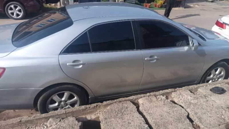 Toyota Camry   - 2009
