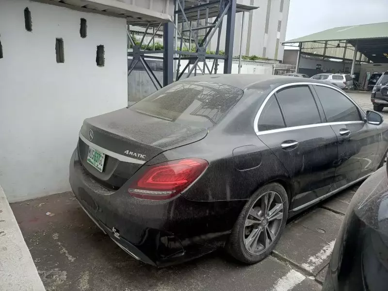 Mercedes-Benz C 300   - 2016