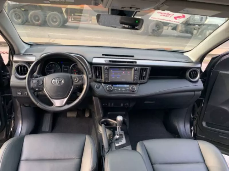Toyota RAV4 - 2016