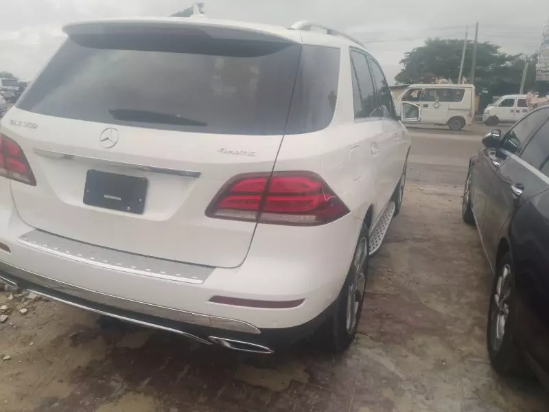 Mercedes-Benz GLC 350   - 2018