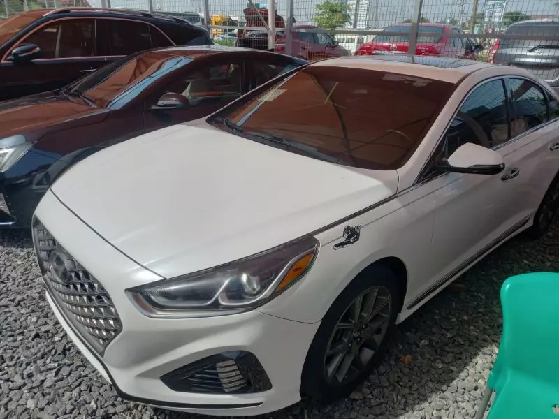 Hyundai Sonata   - 2019